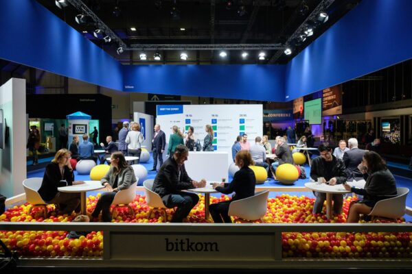 1666604786542 1666604786542