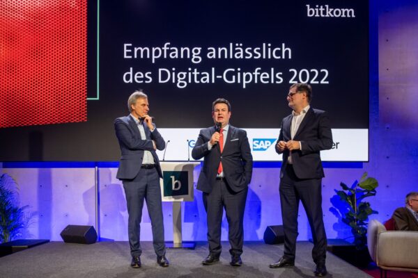 1670850020034 1670850020034