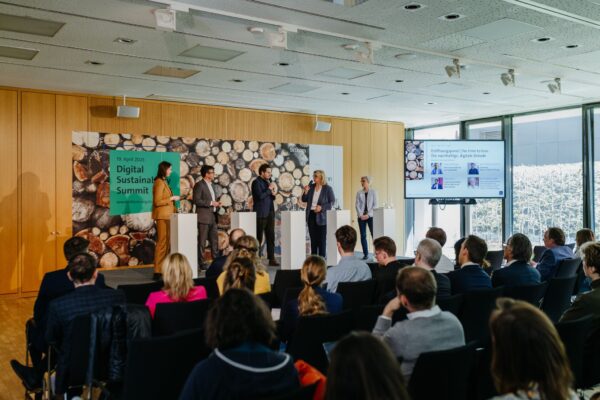 1681931947555 1681931947555