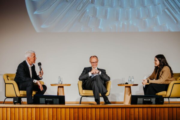 1728392093873 1728392093873