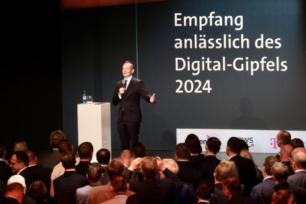 1729610693729 1729610693729